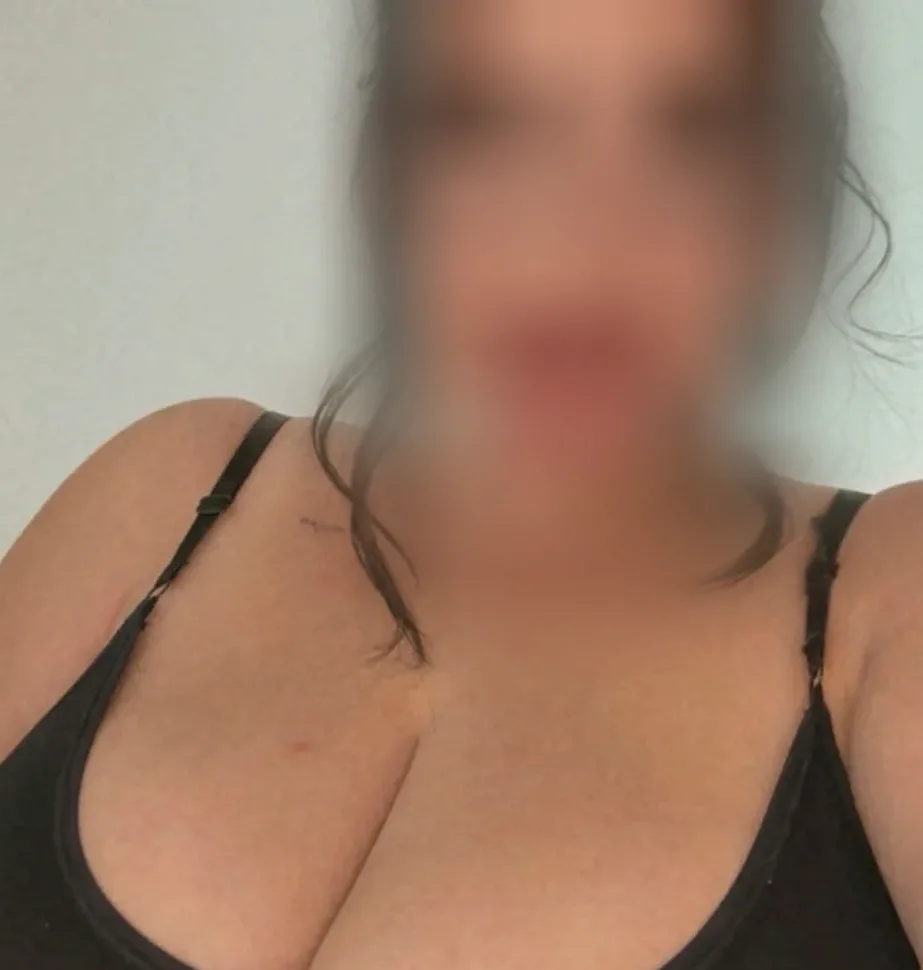 Aina, 24 años