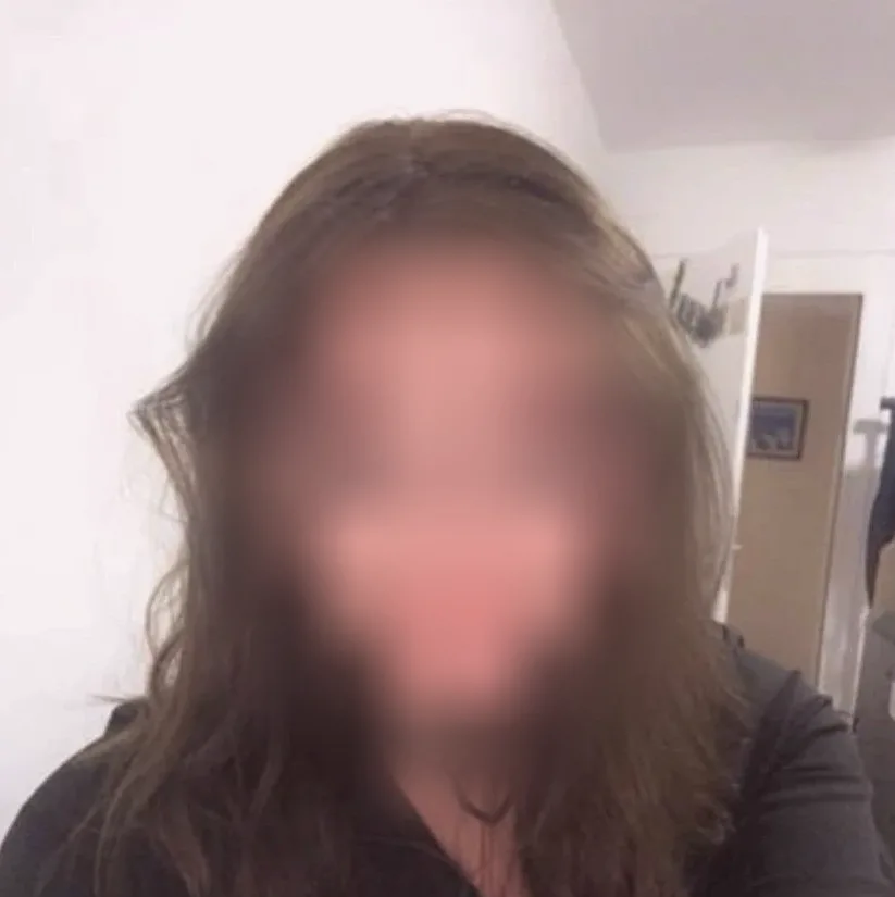 Paula, 25 años